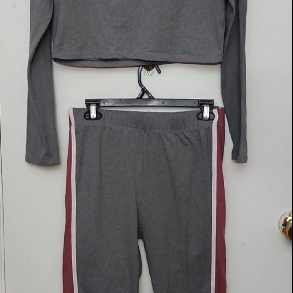 Feathers Gray and Red Pantsuit